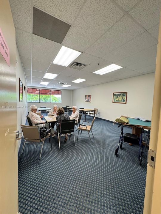 For Sale: $87,000 (1 beds, 1 baths, 900 Square Feet)