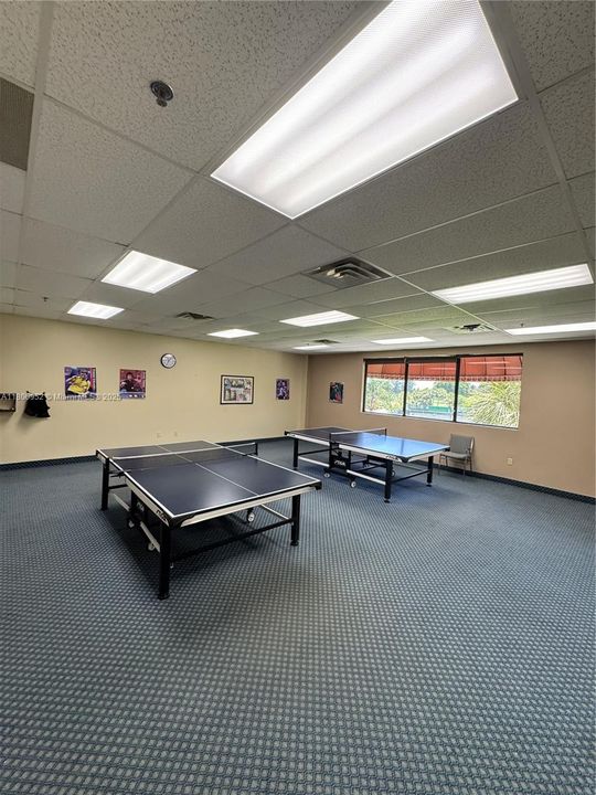 For Sale: $87,000 (1 beds, 1 baths, 900 Square Feet)