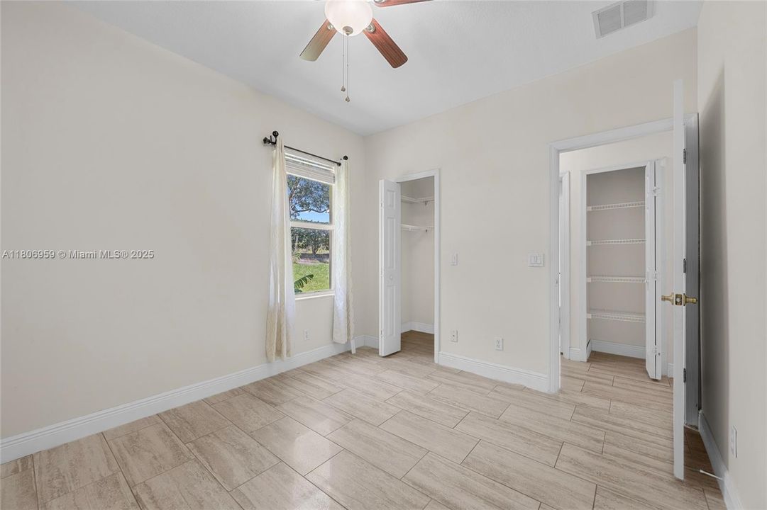 Recently Rented: $3,000 (5 beds, 3 baths, 2676 Square Feet)