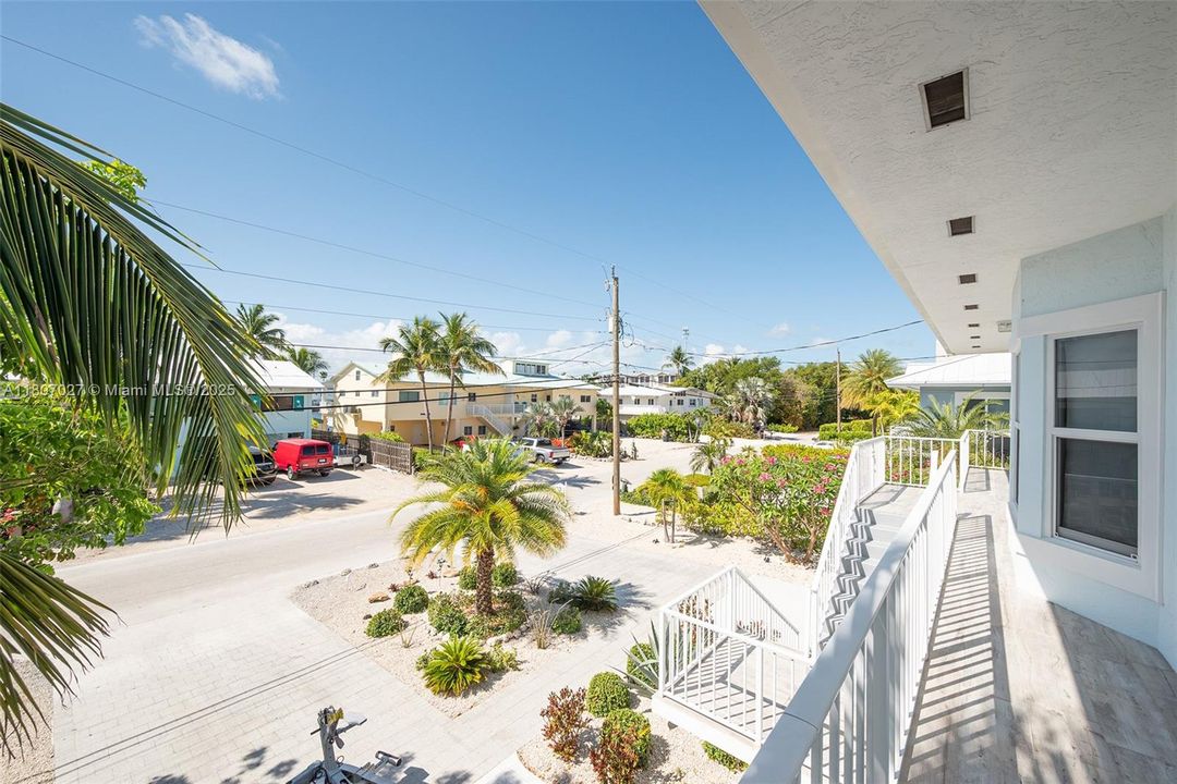 На продажу: $2,699,000 (4 спален, 3 ванн, 2098 Квадратных фут)