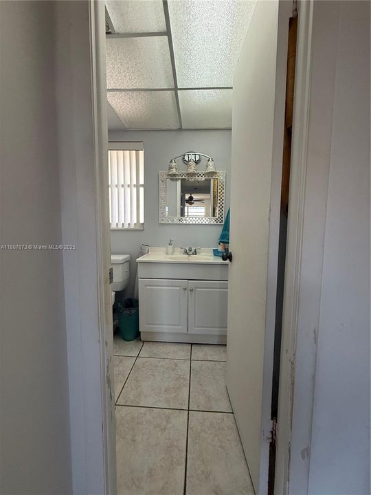 Recently Sold: $55,000 (1 beds, 1 baths, 640 Square Feet)