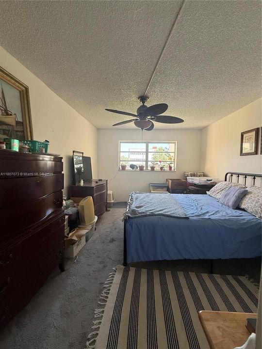 Recently Sold: $55,000 (1 beds, 1 baths, 640 Square Feet)