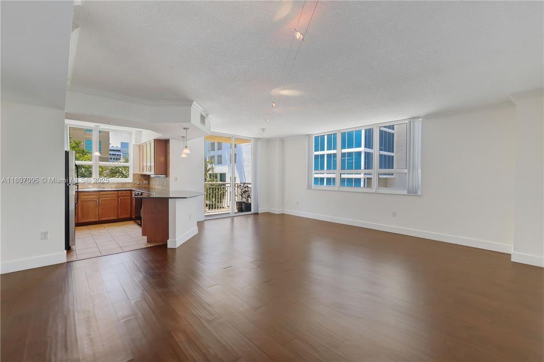 最近售出: $458,000 (2 贝兹, 2 浴室, 1173 平方英尺)