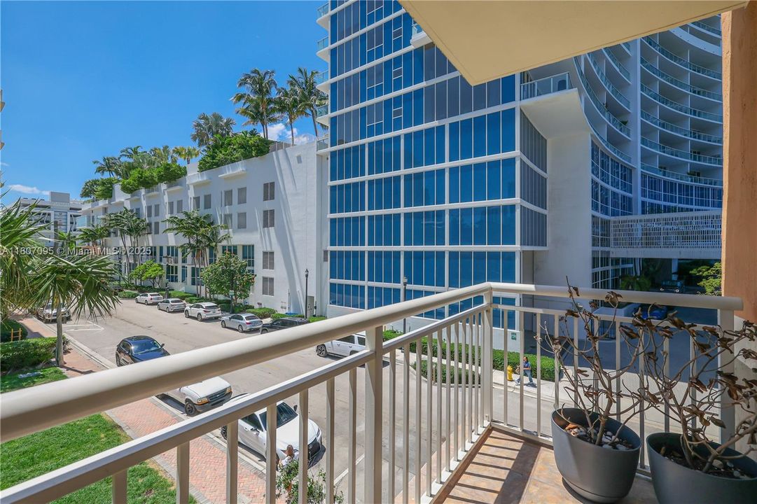 最近售出: $458,000 (2 贝兹, 2 浴室, 1173 平方英尺)