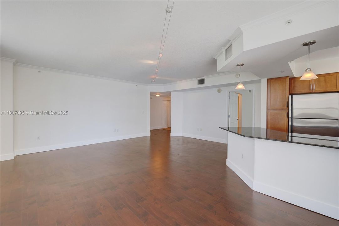 最近售出: $458,000 (2 贝兹, 2 浴室, 1173 平方英尺)