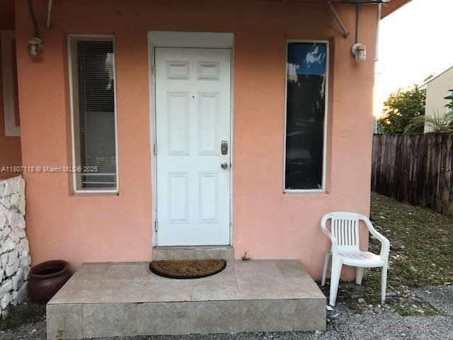 Private entrance efficiency