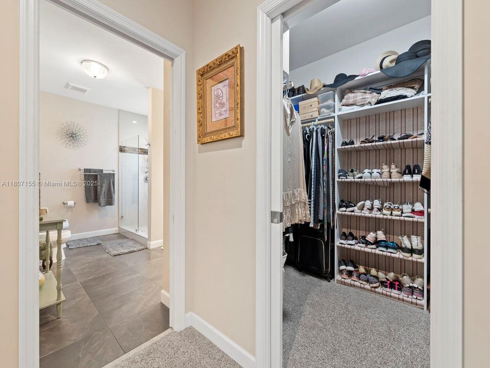 待售: $2,622,000 (4 贝兹, 2 浴室, 2383 平方英尺)