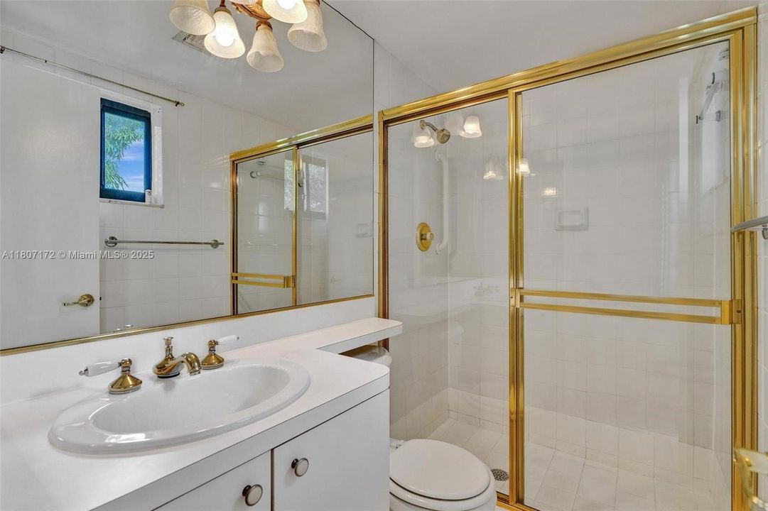 Activo con contrato: $647,000 (2 camas, 2 baños, 848 Pies cuadrados)