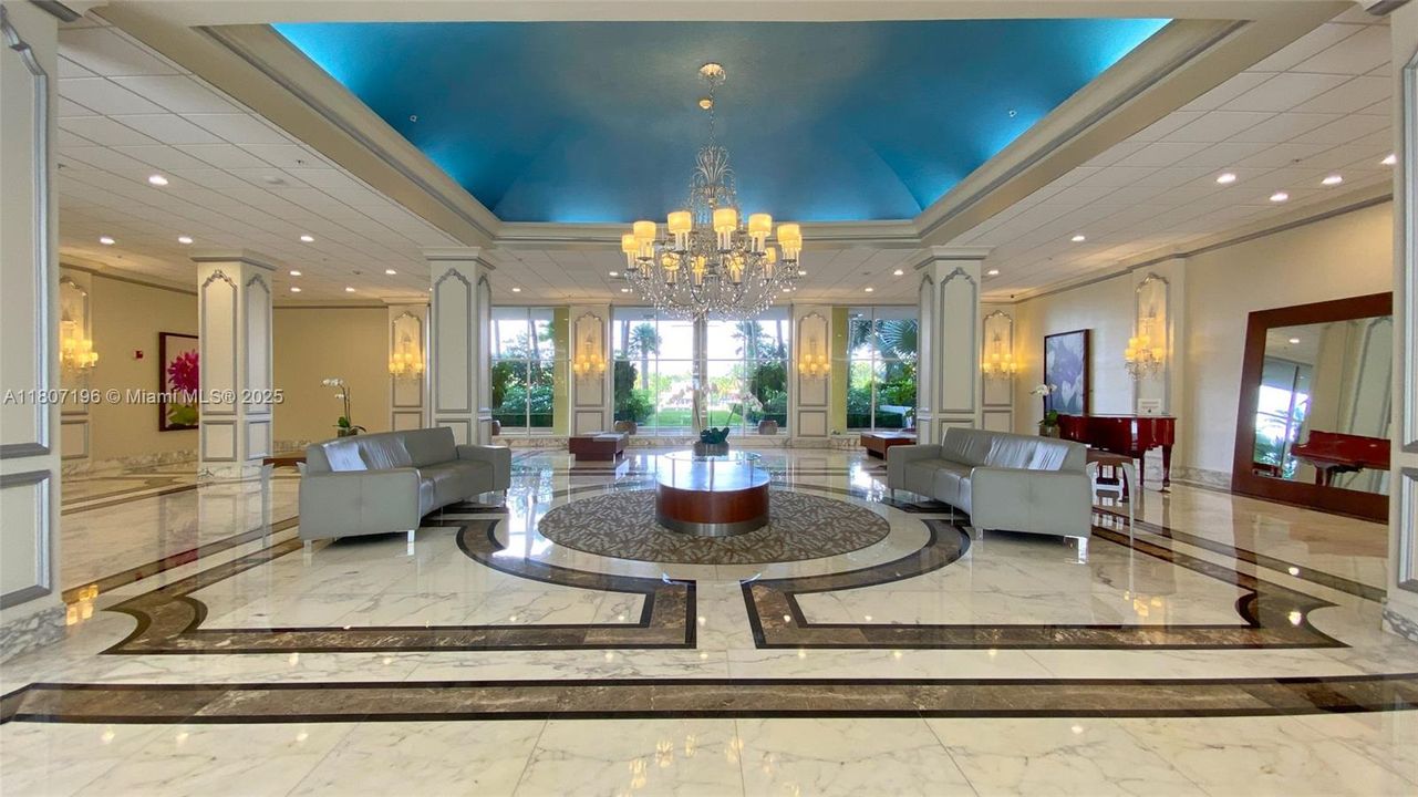 Active With Contract: $2,400,000 (2 beds, 2 baths, 2100 Square Feet)