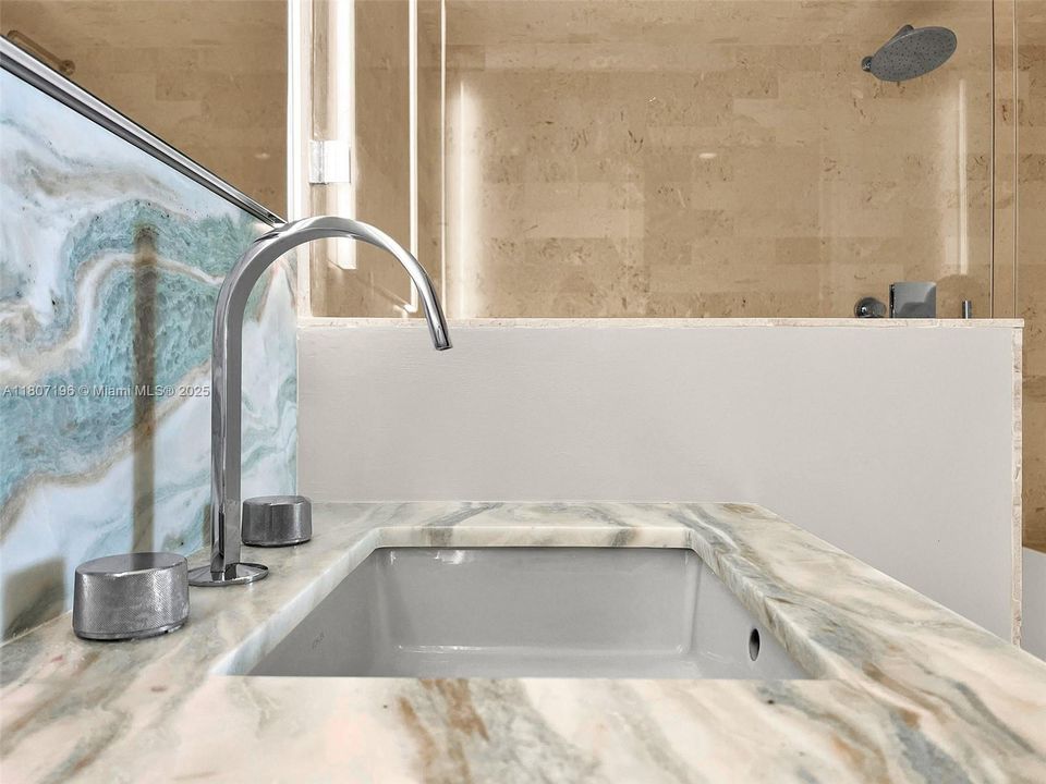 Active With Contract: $2,400,000 (2 beds, 2 baths, 2100 Square Feet)