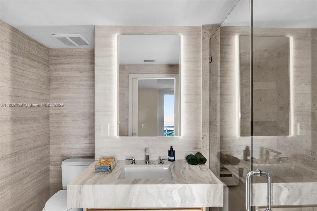 Active With Contract: $2,400,000 (2 beds, 2 baths, 2100 Square Feet)