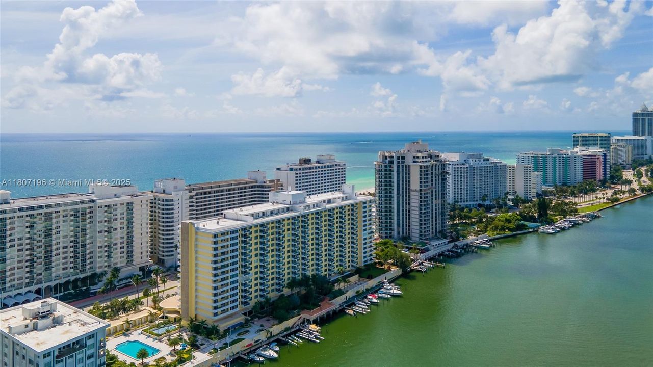 Active With Contract: $2,400,000 (2 beds, 2 baths, 2100 Square Feet)