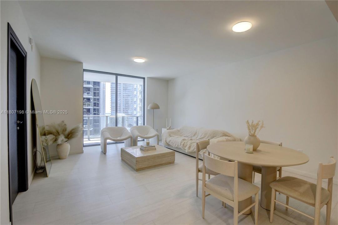 En Venta: $950,000 (1 camas, 2 baños, 1022 Pies cuadrados)