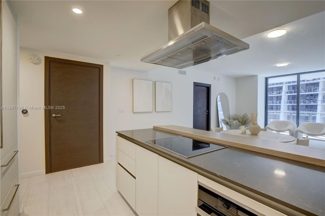 En Venta: $950,000 (1 camas, 2 baños, 1022 Pies cuadrados)