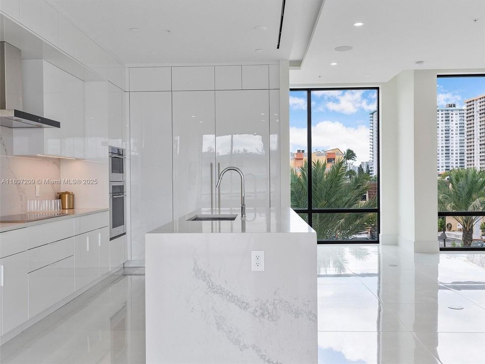 Recently Rented: $14,900 (4 beds, 4 baths, 3375 Square Feet)