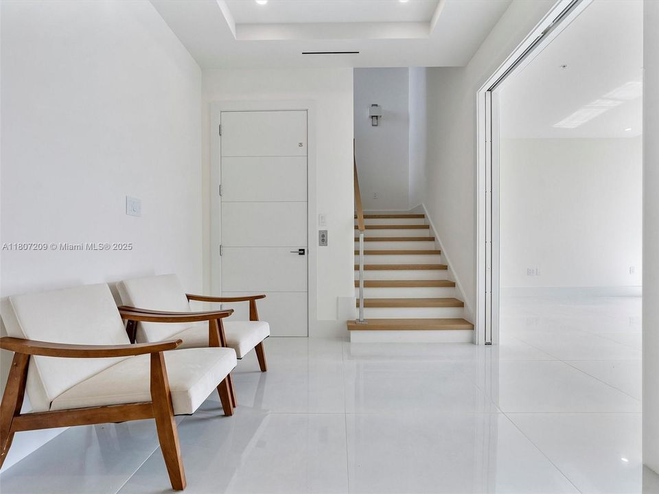 Recently Rented: $14,900 (4 beds, 4 baths, 3375 Square Feet)