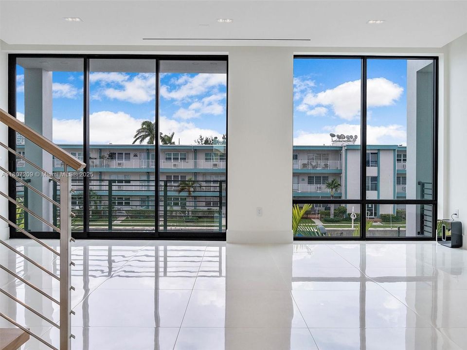 Recently Rented: $14,900 (4 beds, 4 baths, 3375 Square Feet)