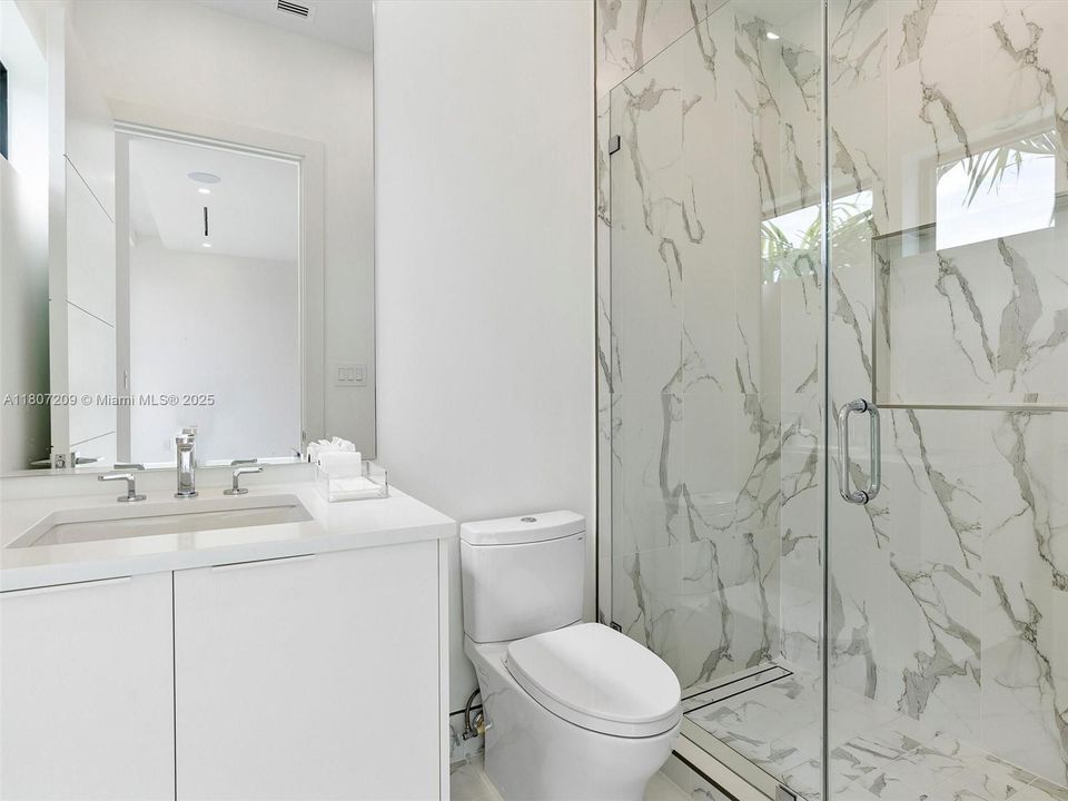 Recently Rented: $14,900 (4 beds, 4 baths, 3375 Square Feet)