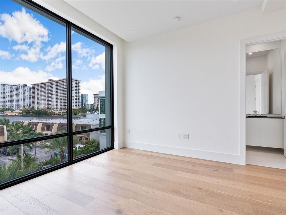 Recently Rented: $14,900 (4 beds, 4 baths, 3375 Square Feet)