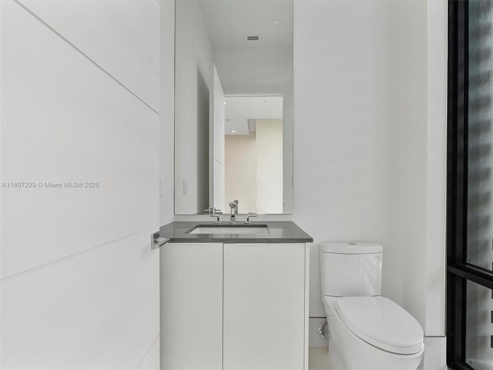 Recently Rented: $14,900 (4 beds, 4 baths, 3375 Square Feet)