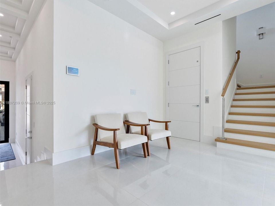 Recently Rented: $14,900 (4 beds, 4 baths, 3375 Square Feet)