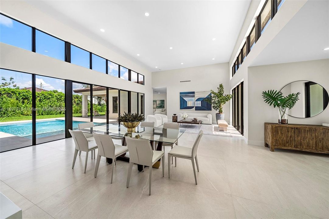 Recently Sold: $2,450,000 (5 beds, 5 baths, 3980 Square Feet)