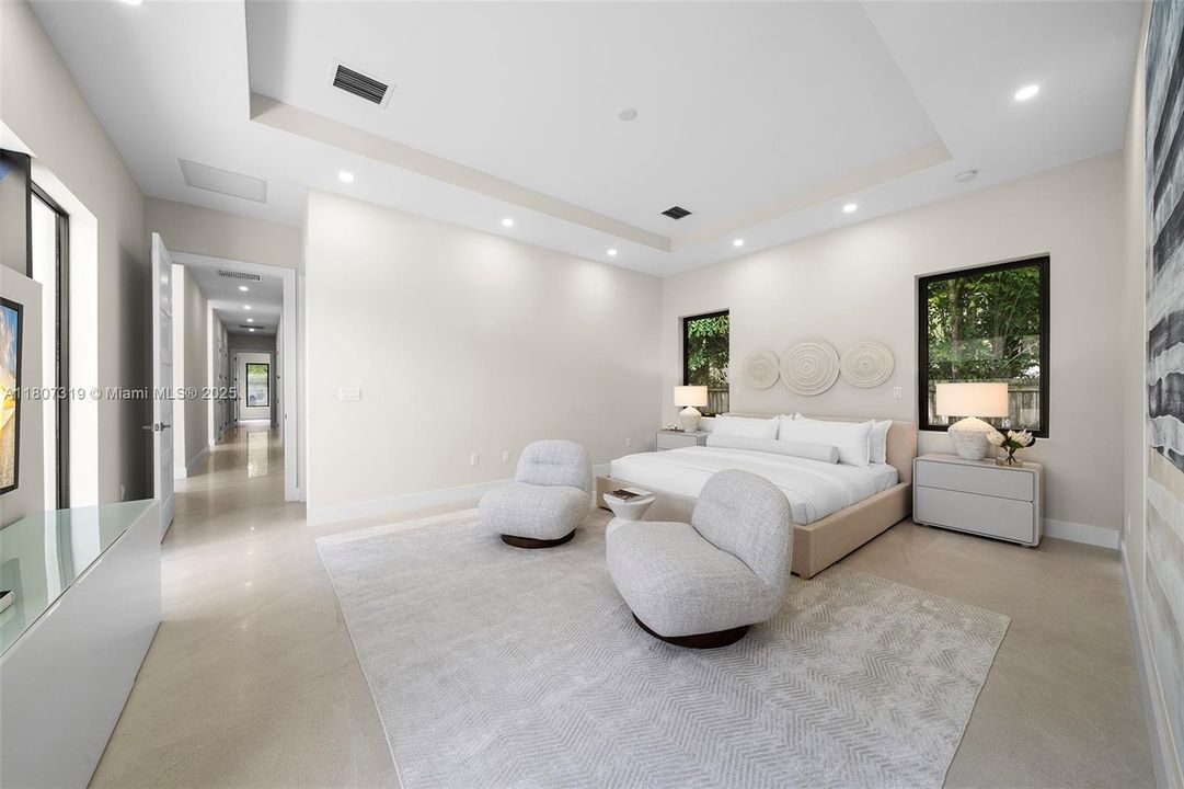 Recently Sold: $2,450,000 (5 beds, 5 baths, 3980 Square Feet)