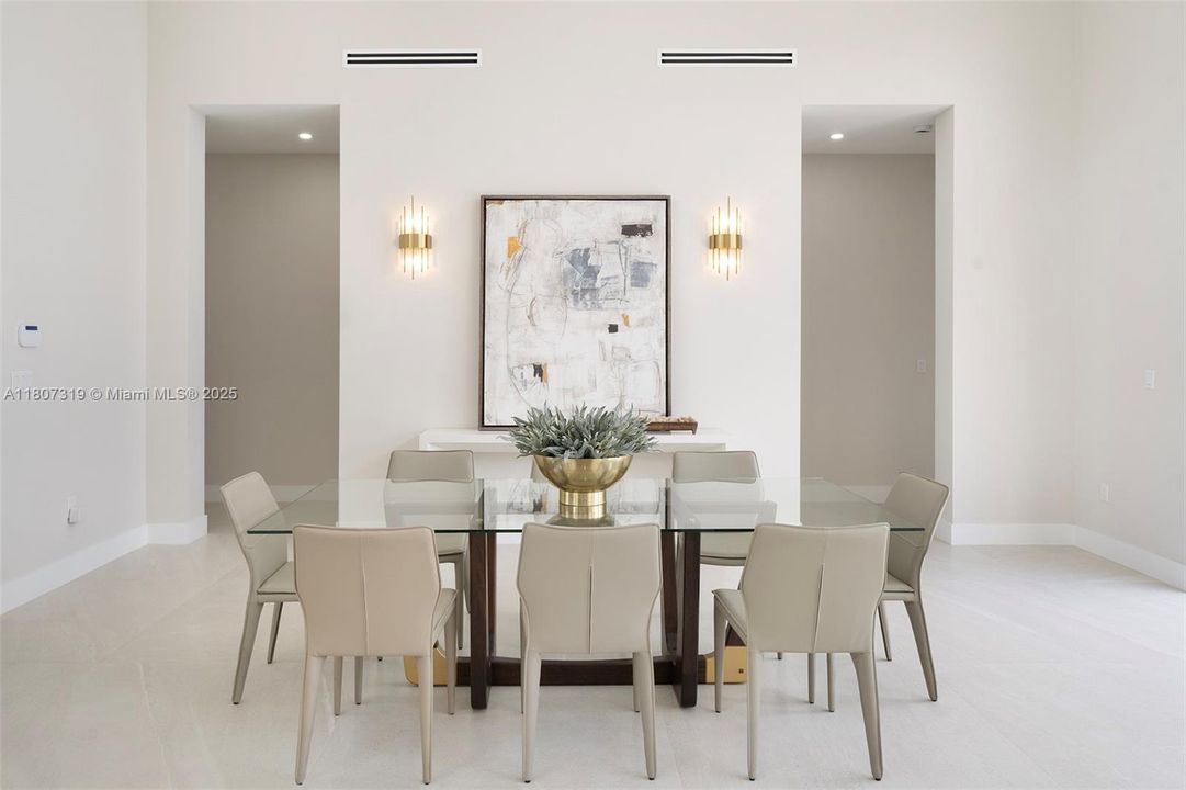 Recently Sold: $2,450,000 (5 beds, 5 baths, 3980 Square Feet)