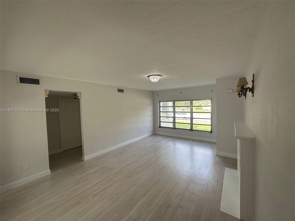 For Sale: $4,295,000 (0 beds, 0 baths, 2110 Square Feet)