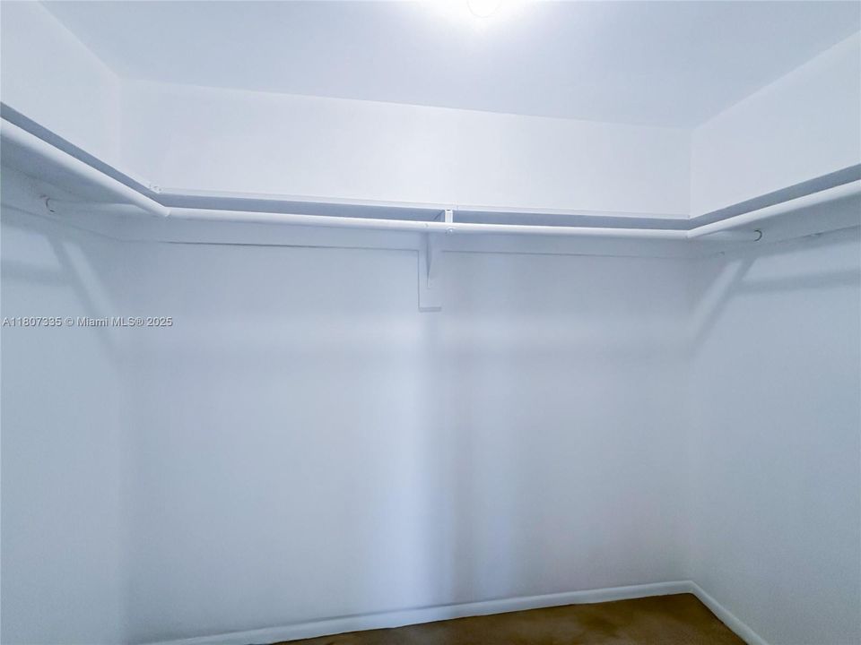 Walk-in closet