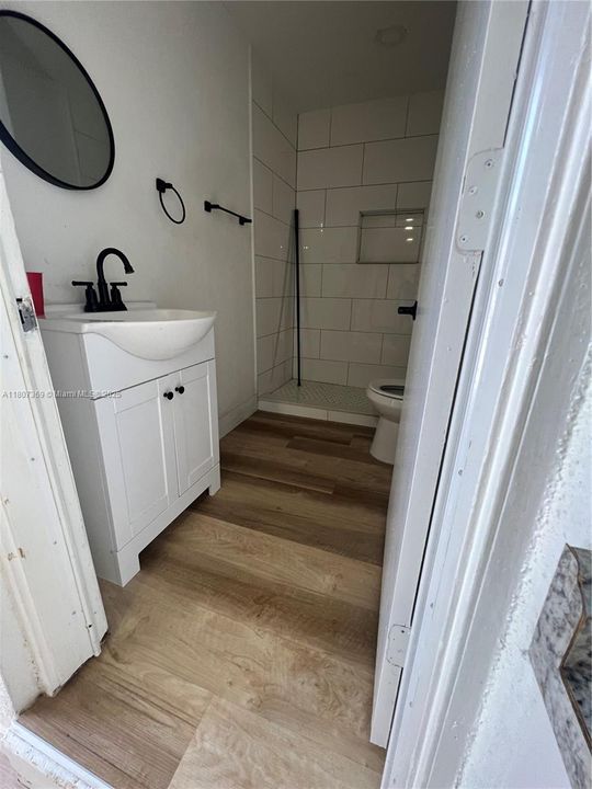 В аренду: $1,350 (1 спален, 1 ванн, 1928 Квадратных фут)