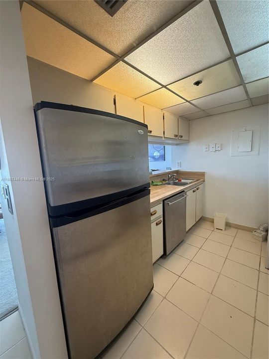 Recently Rented: $2,600 (1 beds, 1 baths, 800 Square Feet)