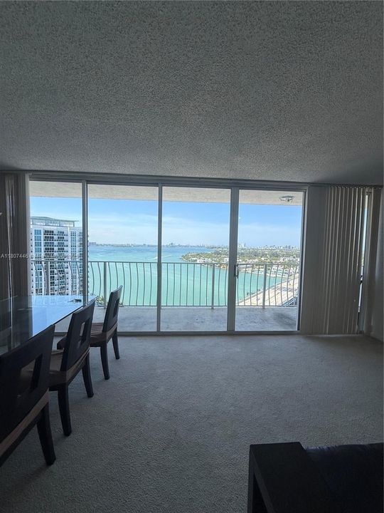 Recently Rented: $2,600 (1 beds, 1 baths, 800 Square Feet)