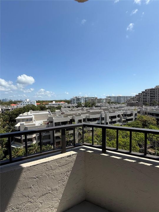 Active With Contract: $5,490 (2 beds, 2 baths, 1440 Square Feet)