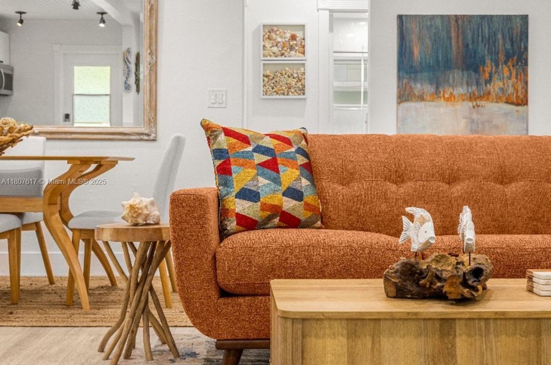 Recently Sold: $265,000 (1 beds, 1 baths, 600 Square Feet)