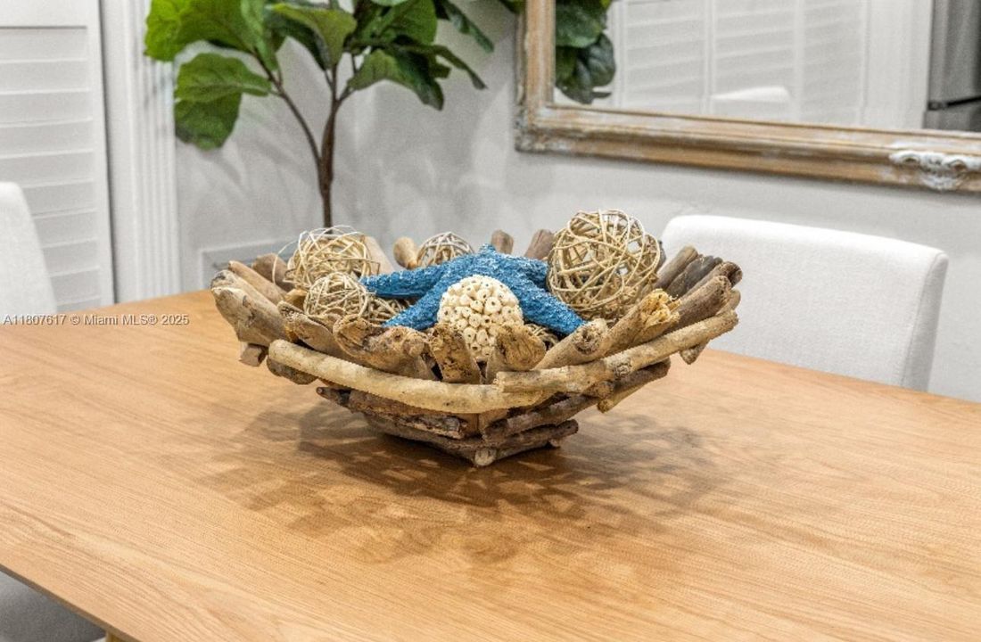 Recently Sold: $265,000 (1 beds, 1 baths, 600 Square Feet)