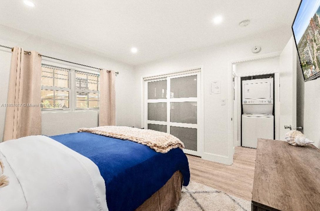 Recently Sold: $265,000 (1 beds, 1 baths, 600 Square Feet)