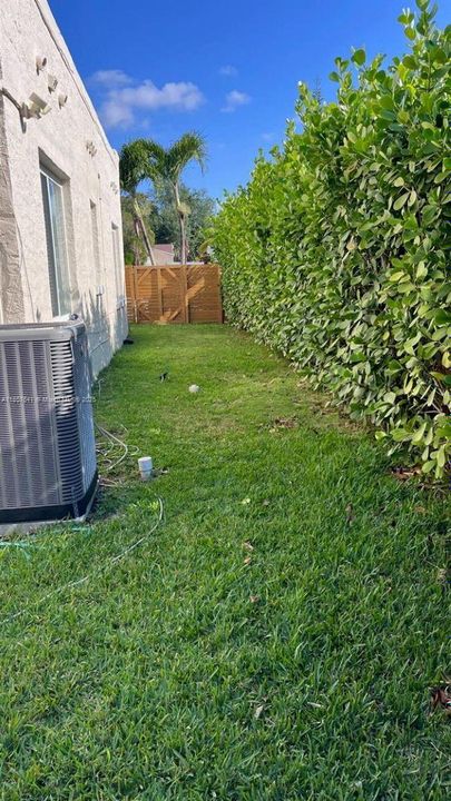 Recently Sold: $549,000 (4 beds, 2 baths, 1593 Square Feet)