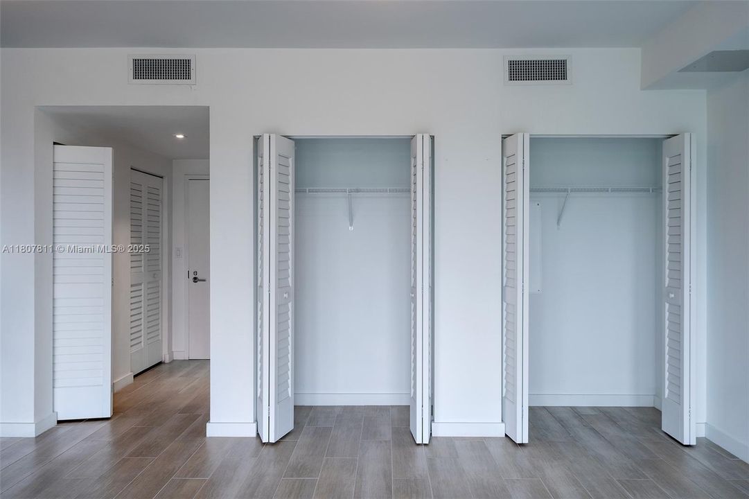 En Venta: $395,000 (0 camas, 1 baños, 565 Pies cuadrados)