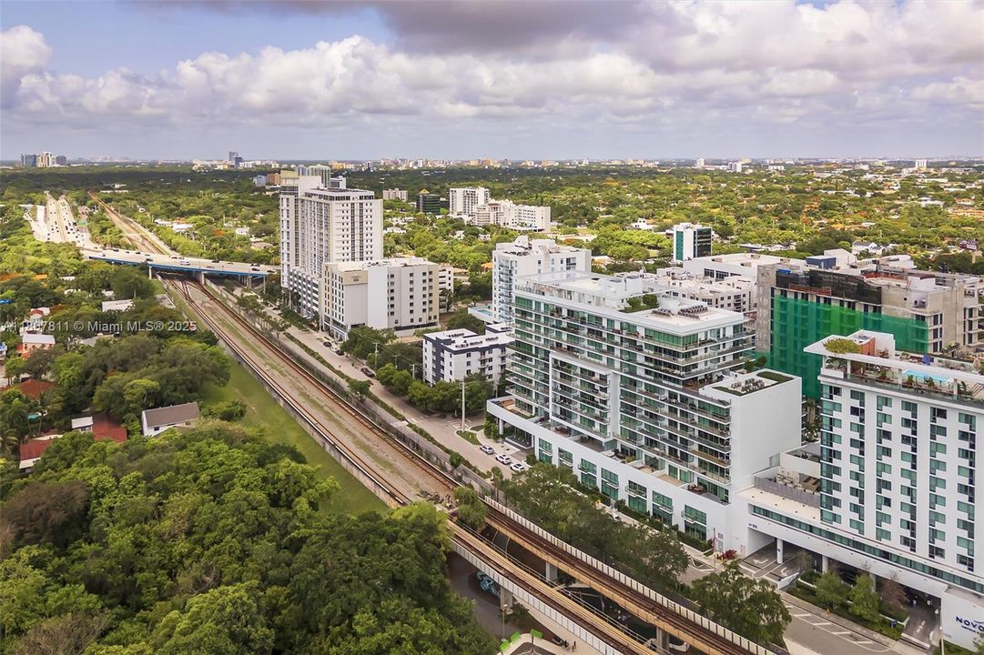 En Venta: $395,000 (0 camas, 1 baños, 565 Pies cuadrados)