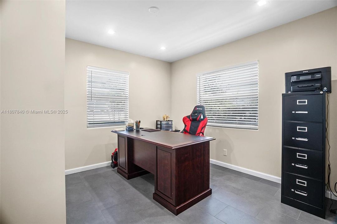 На продажу: $795,000 (0 спален, 0 ванн, 0 Квадратных фут)