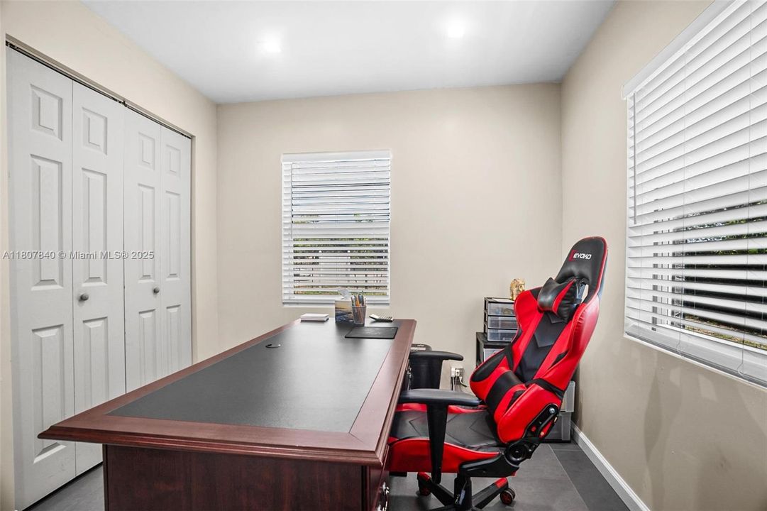 На продажу: $795,000 (0 спален, 0 ванн, 0 Квадратных фут)