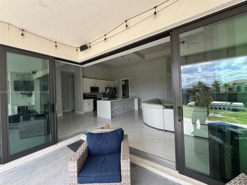 待售: $432,000 (3 贝兹, 3 浴室, 0 平方英尺)