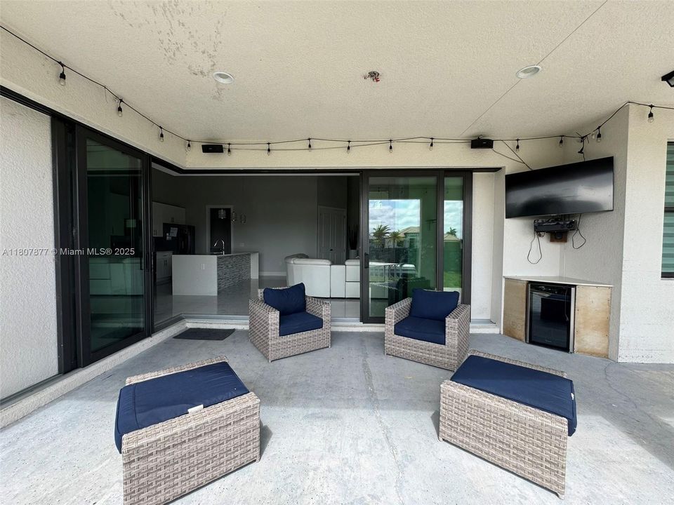 待售: $432,000 (3 贝兹, 3 浴室, 0 平方英尺)