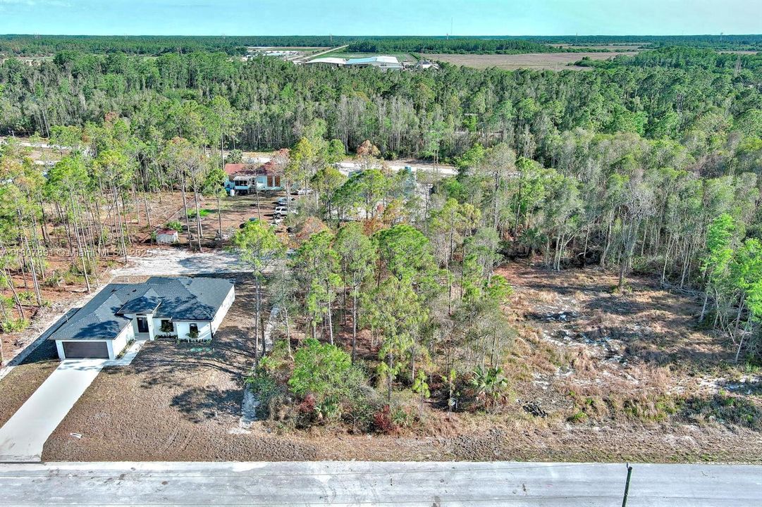 待售: $52,000 (0.33 acres)