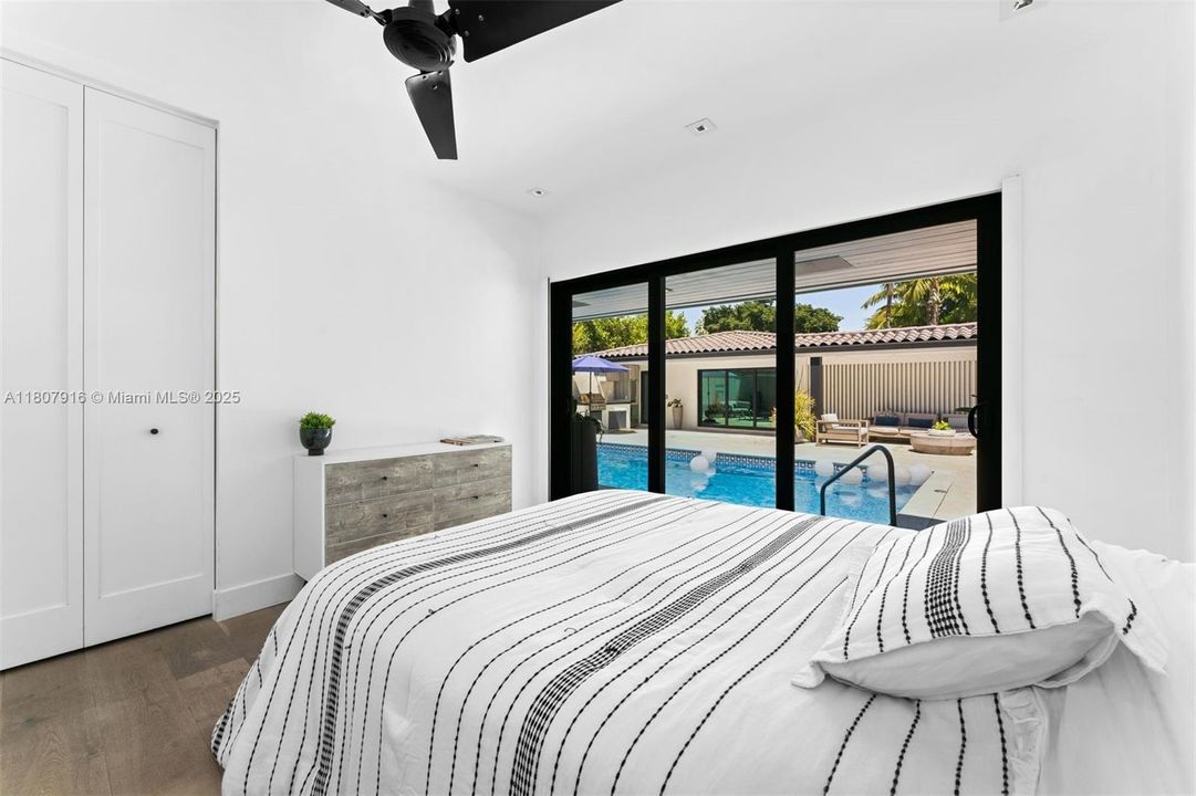 Activo con contrato: $3,500,000 (4 camas, 5 baños, 2618 Pies cuadrados)