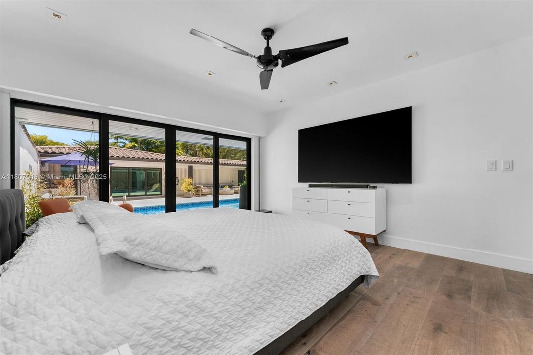 Activo con contrato: $3,500,000 (4 camas, 5 baños, 2618 Pies cuadrados)