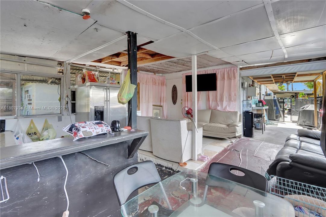 待售: $750,000 (0 贝兹, 0 浴室, 1743 平方英尺)