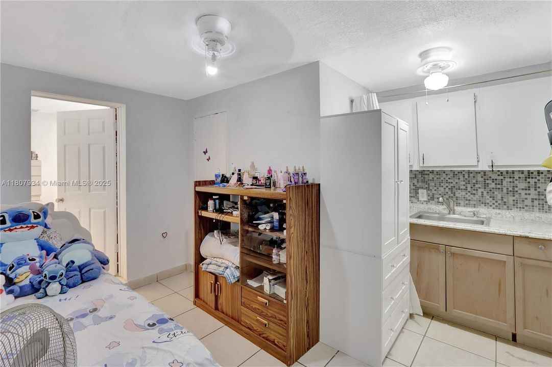 待售: $750,000 (0 贝兹, 0 浴室, 1743 平方英尺)