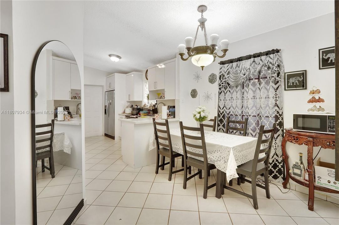 待售: $750,000 (0 贝兹, 0 浴室, 1743 平方英尺)